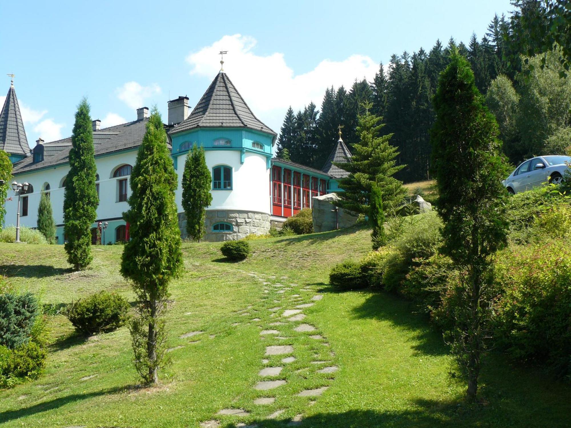 Hotel Zlaty Orel Ostravice Ngoại thất bức ảnh