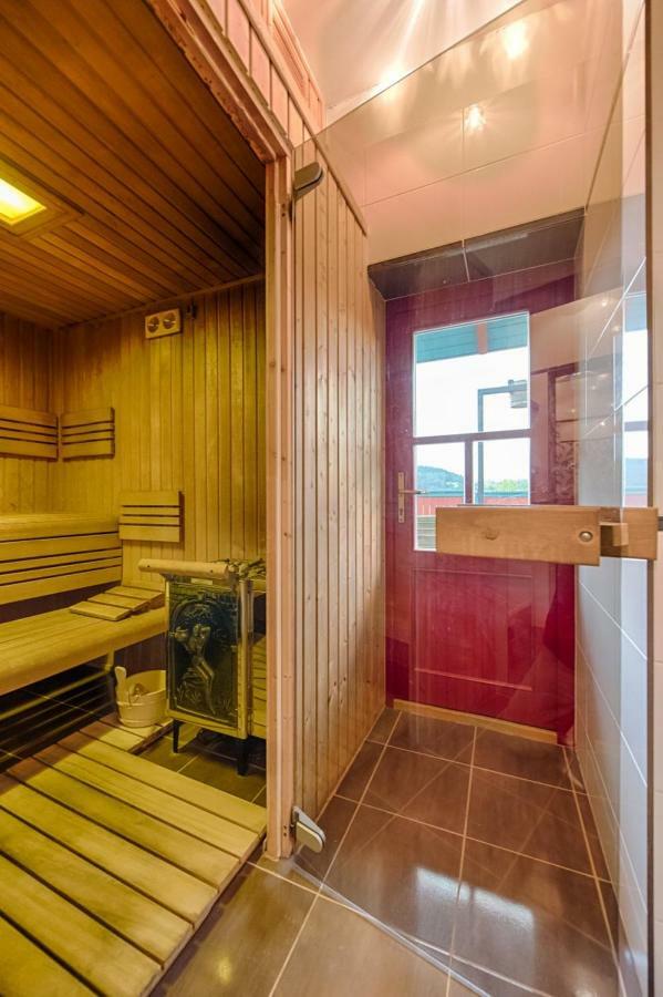 Hotel Zlaty Orel Ostravice Ngoại thất bức ảnh