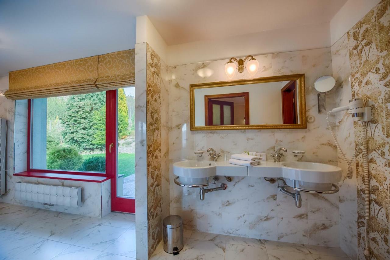 Hotel Zlaty Orel Ostravice Ngoại thất bức ảnh