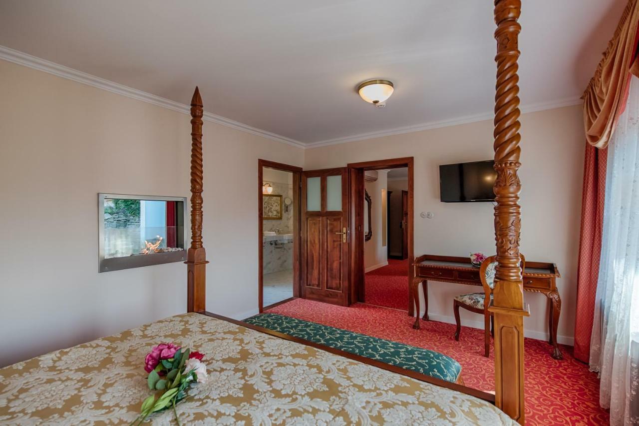 Hotel Zlaty Orel Ostravice Ngoại thất bức ảnh