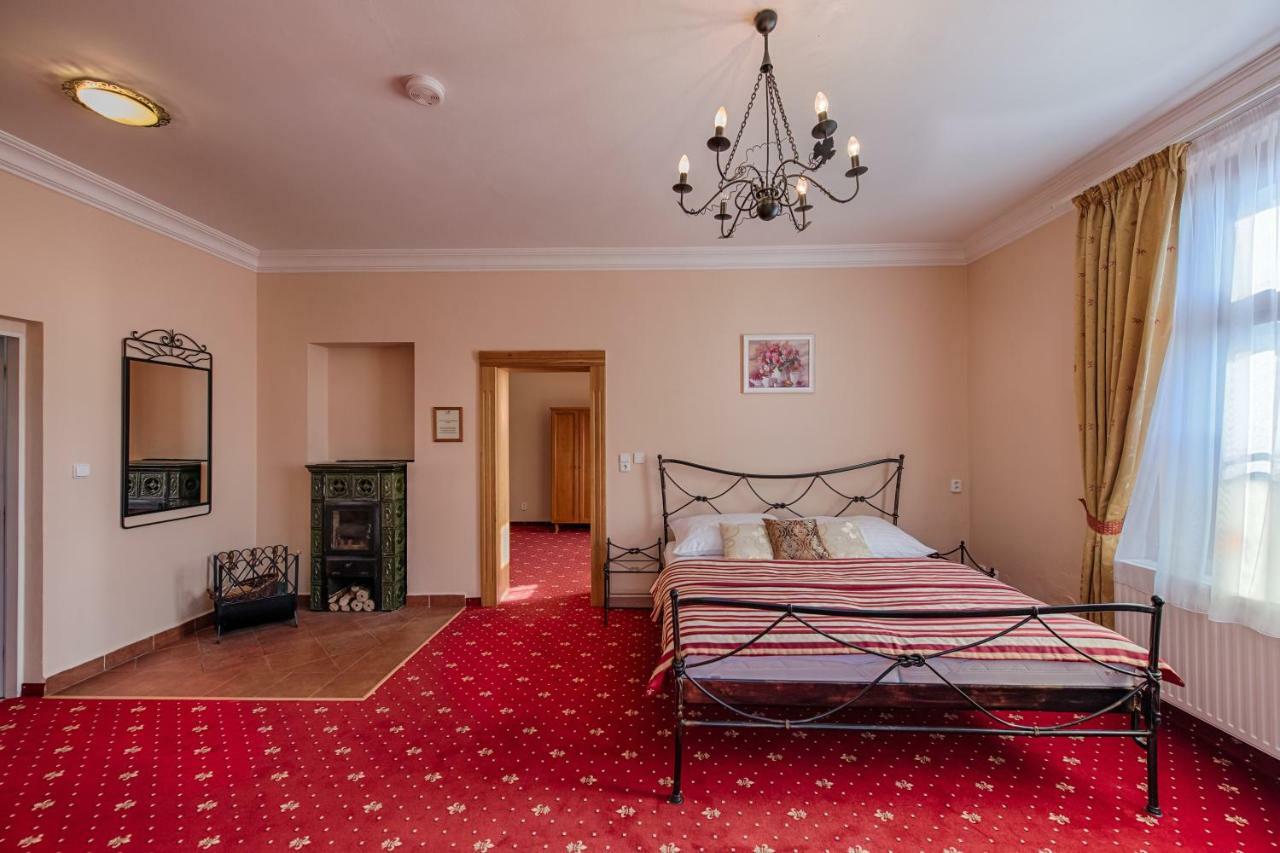 Hotel Zlaty Orel Ostravice Ngoại thất bức ảnh