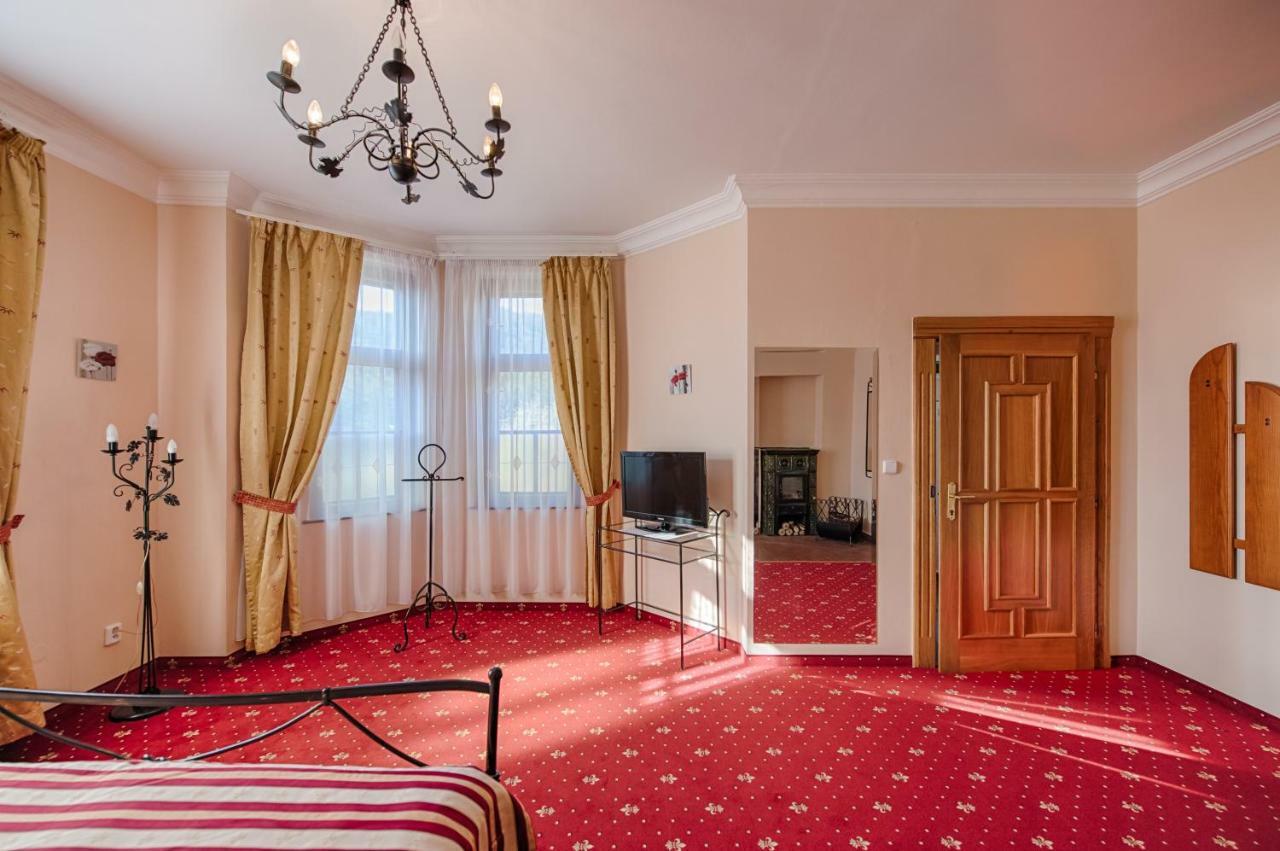 Hotel Zlaty Orel Ostravice Ngoại thất bức ảnh